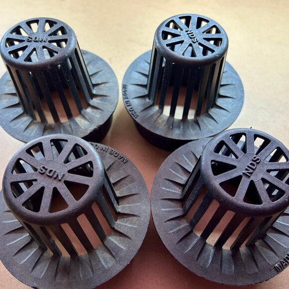 NDS 141716 Grate 4-Inch Atrium Connects to Drain Pipes and Fittings Set 4 **USED - Picture 1 of 3